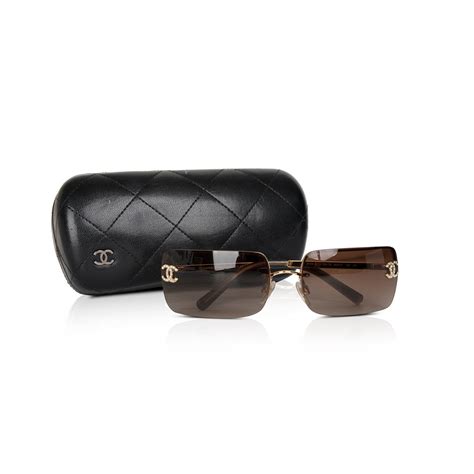 chanel crystal arm sunglasses|CHANEL BEAUTÉ.